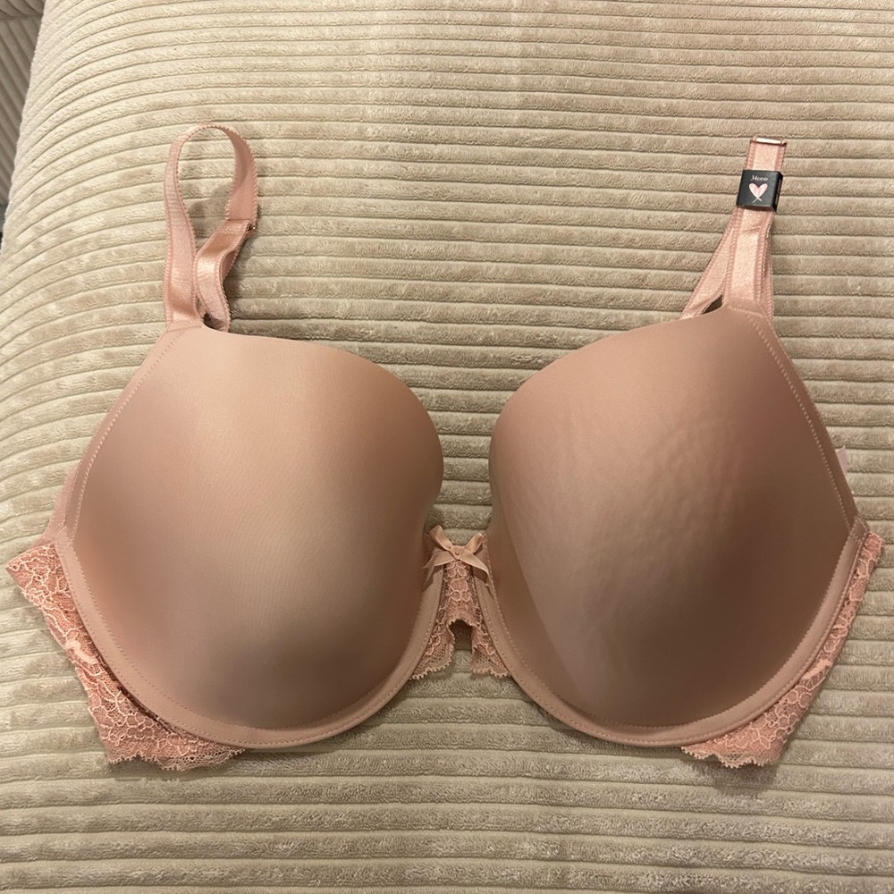 New with tags! Victoria’s Secret Perfect Coverage Bra